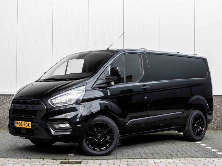 2018 Ford Transit Custom 2.0 TDCI | Nieuwe DBRiem | Wireless Carplay | Trekhaak 2500kg | Stoelverwarming | Airco | Cruise Control | PDC | Betimmering |