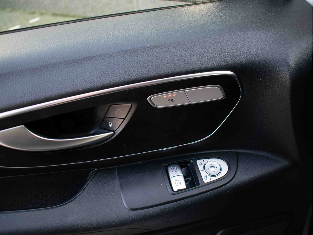 2021 Mercedes-Benz Vito 114 CDI Lang | LED | Trekhaak 2500kg | Carplay | Stoelverwarming | Parkeerverwarming | DAB | Treeplanken | Panamericana |
