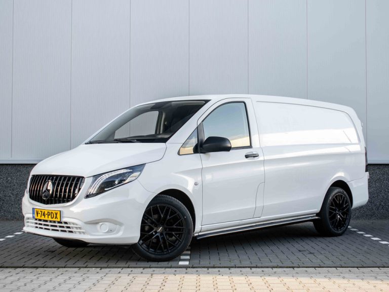 2021 Mercedes-Benz Vito 114 CDI Lang | Trekhaak 2500kg | Carplay | Stoelverwarming | Airco | Navigatie | LED | Sidebars | Panamericana
