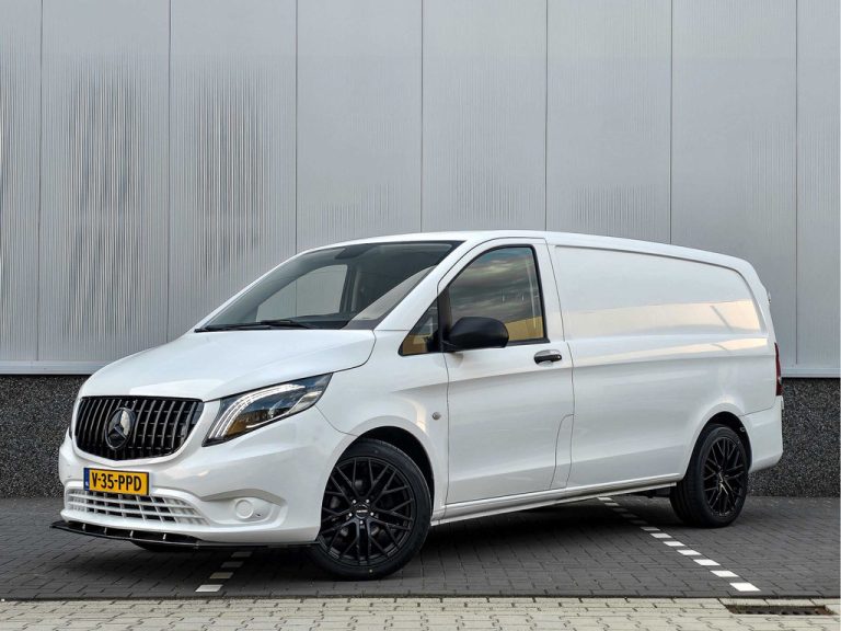2022 Mercedes-Benz Vito 114 CDI Lang | Trekhaak 2500 | Carplay | Stoelverwarming | Adaptive Cruise | Achteruitrijcamera | DAB | LED