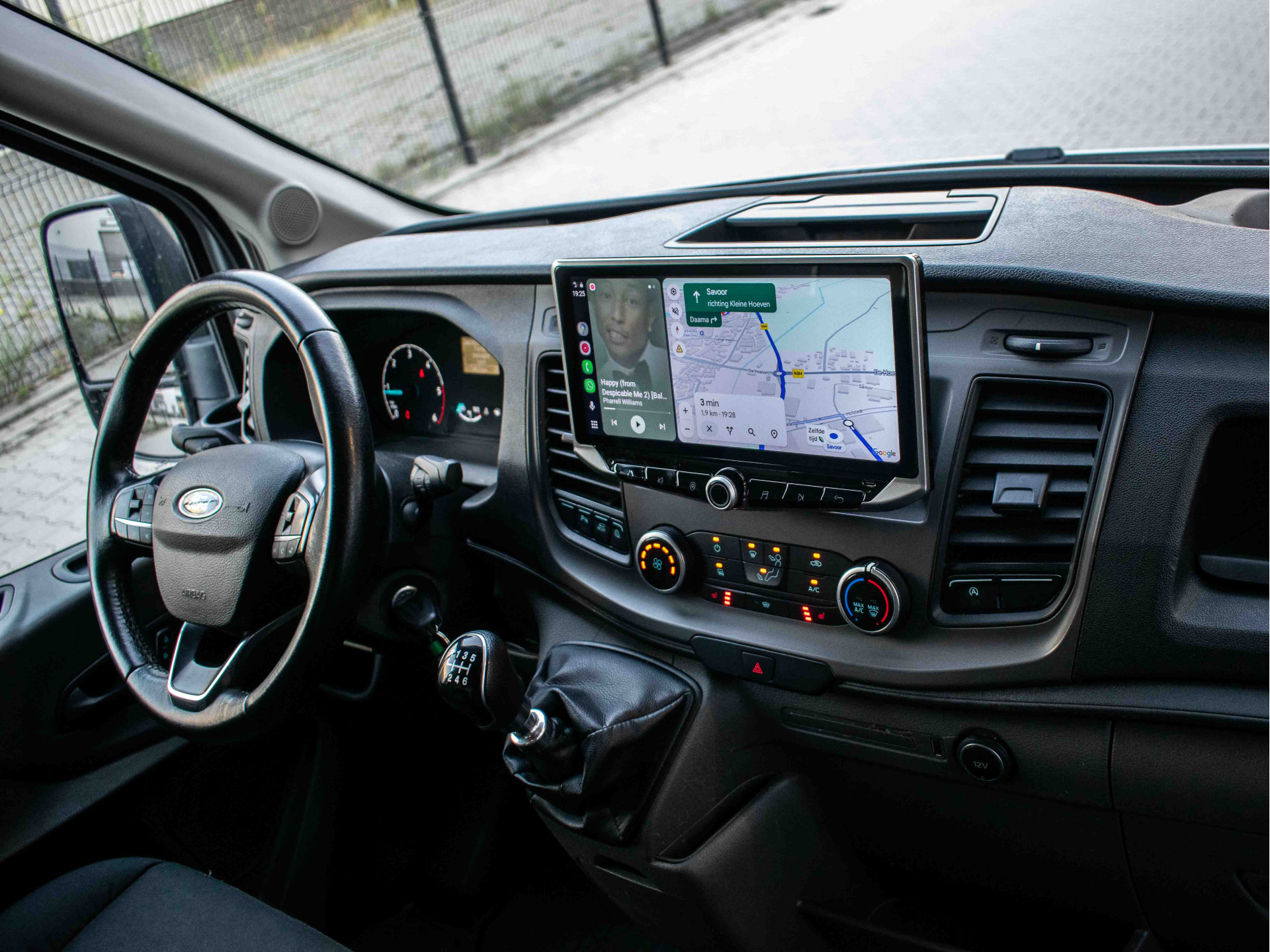 2022 Ford Transit Custom 2.0 TDCI L2H1 | Trekhaak 2800kg | Carplay | Stoelverwarming | Cruise Control | Airco | Parkeersensoren |